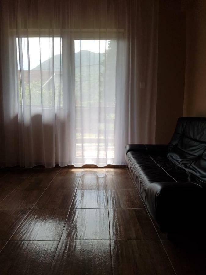 Hotel Cabana Merisor Poiana Mărului Esterno foto